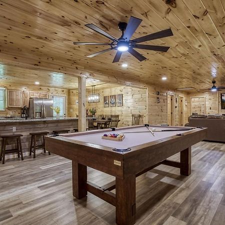 Hidden Creek, Pool Table, Hot Tub, 1089 Free Tickets Each Paid Day, Dollywood And More Гетлинбург Екстериор снимка