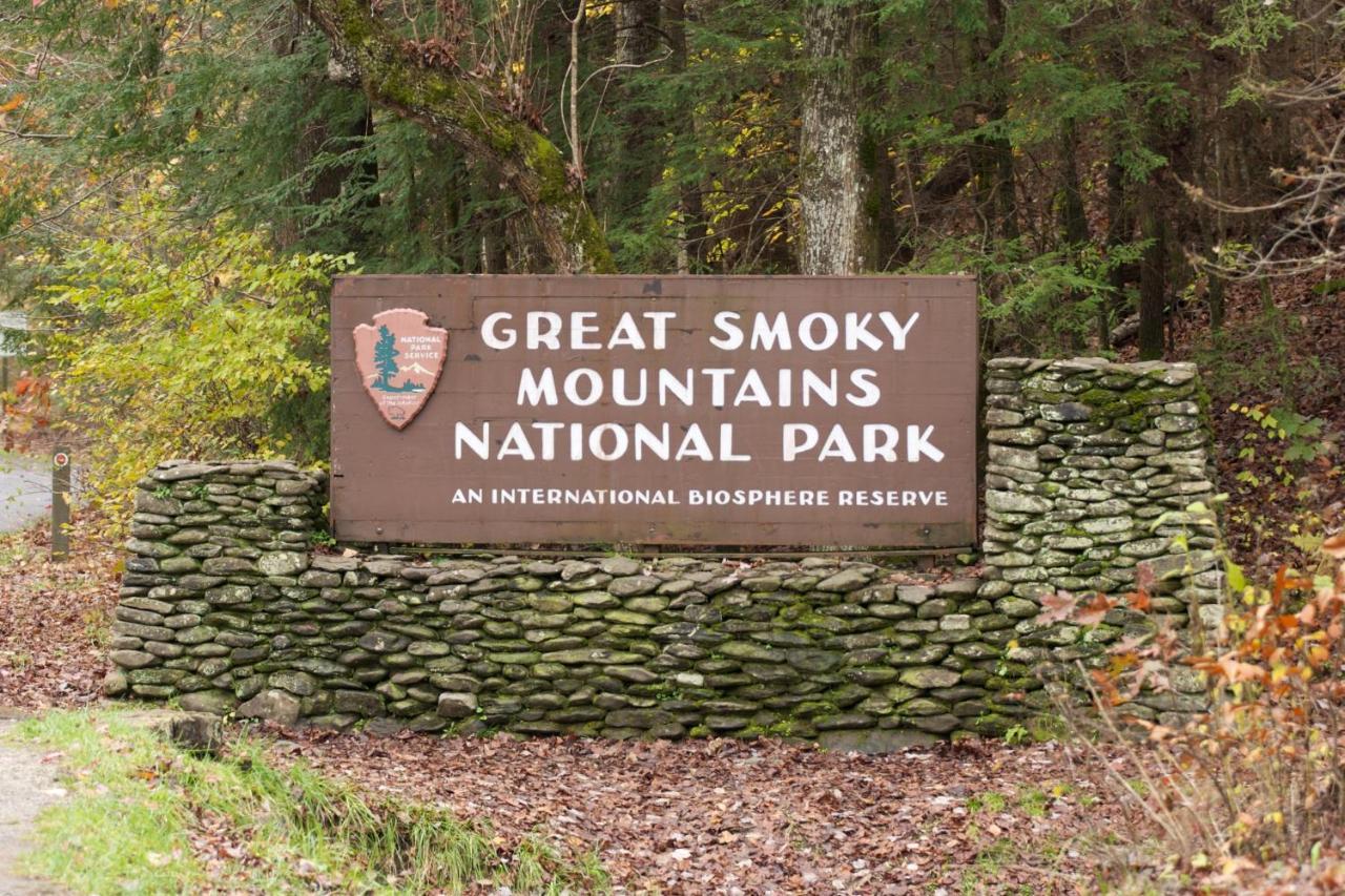 Hidden Creek, Pool Table, Hot Tub, 1089 Free Tickets Each Paid Day, Dollywood And More Гетлинбург Екстериор снимка