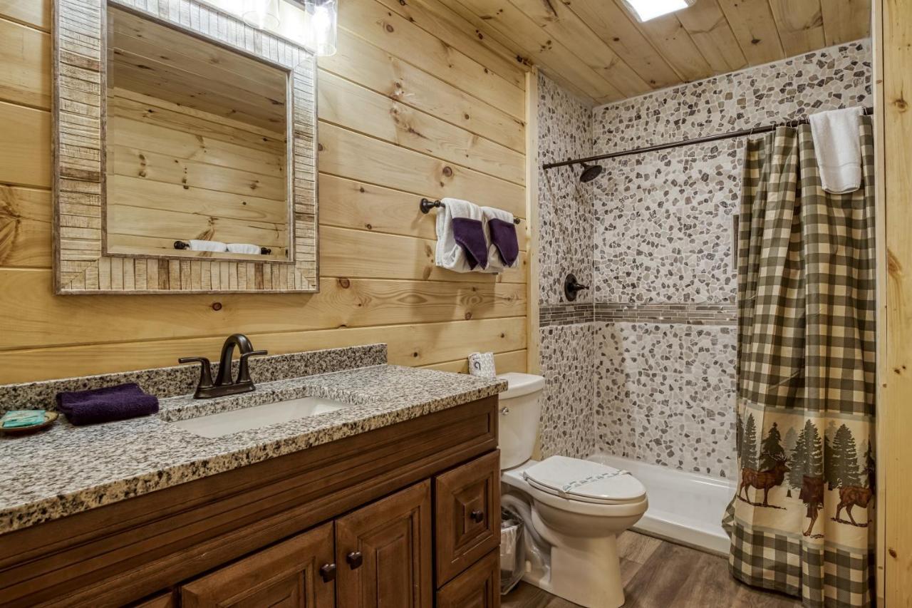 Hidden Creek, Pool Table, Hot Tub, 1089 Free Tickets Each Paid Day, Dollywood And More Гетлинбург Екстериор снимка